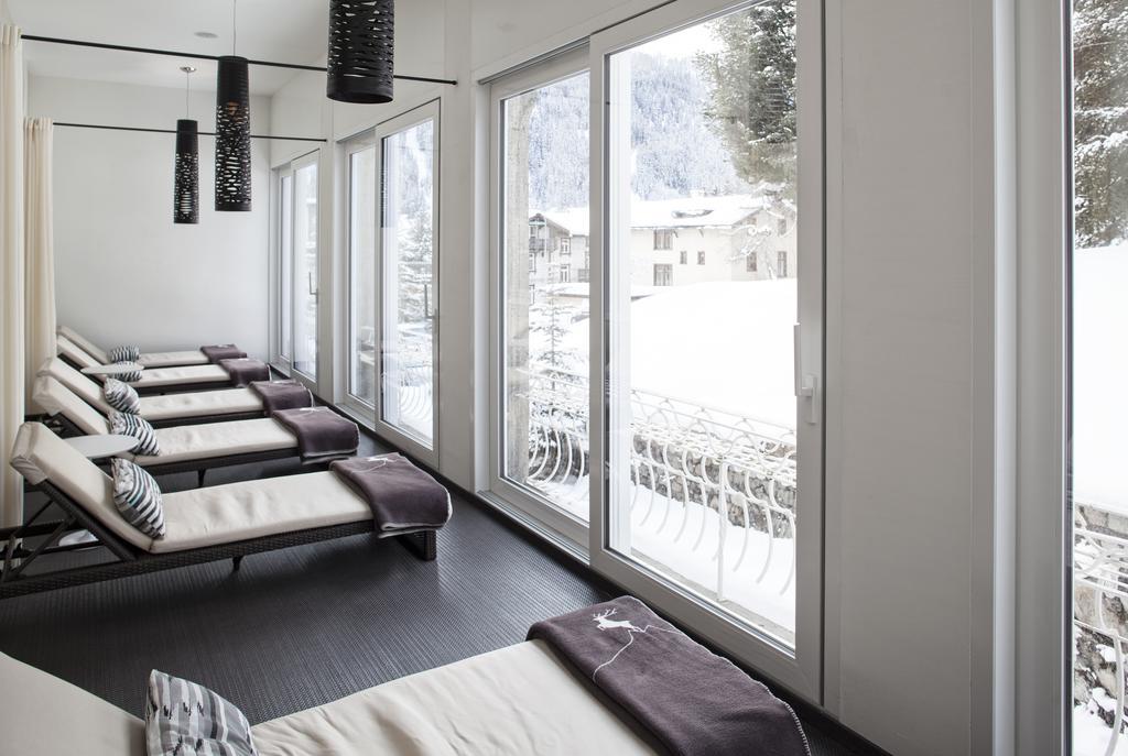 National By Mountain Hotel 3*